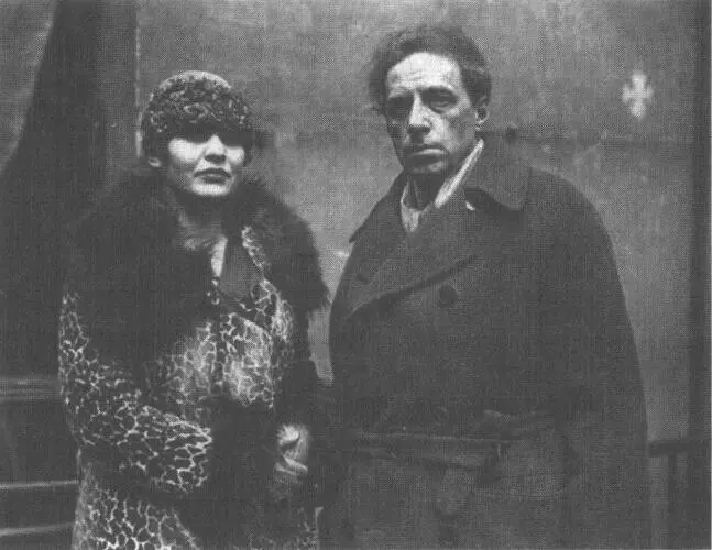 Задержись он в Москве подольше Каммингсу возможно были бы уготованы еще - фото 23