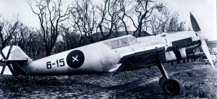 Этот Bf 109В1 из 2J88 был захвачен республиканцами после того как его нилот - фото 139