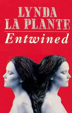 Lynda Plante Entwined обложка книги