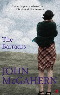 John McGahern The Barracks обложка книги