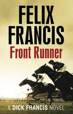 Felix Francis Dick Francis's Front Runner обложка книги