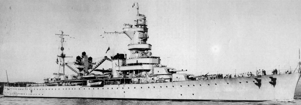 На обороте тяжелый крейсер Алжир в различные периоды службы - фото 73