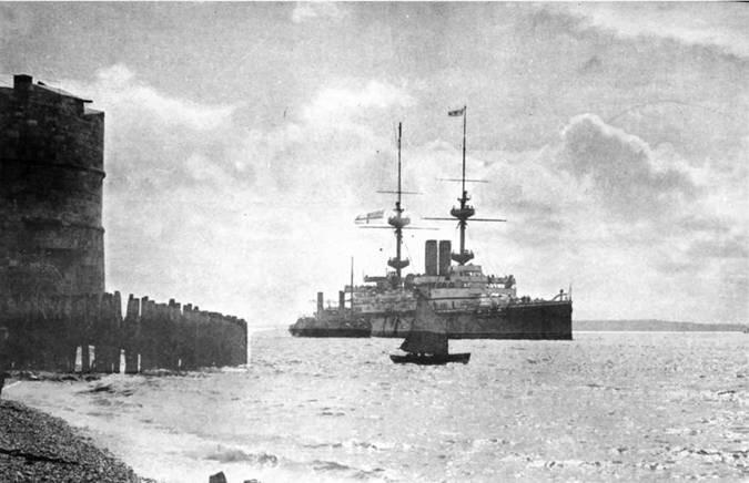 Илластриес на Мальте 2 фото вверху и английский флот на Спитхэдском рейде в - фото 110
