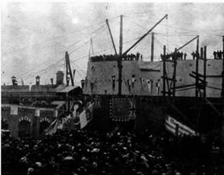 Юпитер перед спуском на воду 18 ноября 1895 г Линкоры строились на - фото 9
