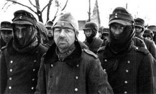 Немецкие военнопленные Вечером 8 января Продвинувшись более чем на 50 - фото 19