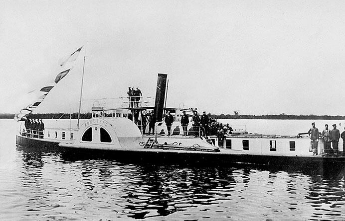 Речной пароход Инженер На капитанском мостике Иван Ювачев 18961897 гг - фото 12