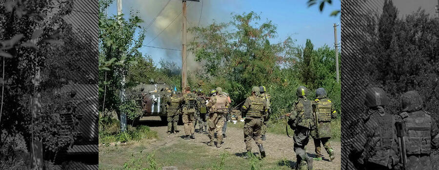 Украинские солдаты подтягиваются к Иловайску Несмотря на тяжелейшее положение - фото 3