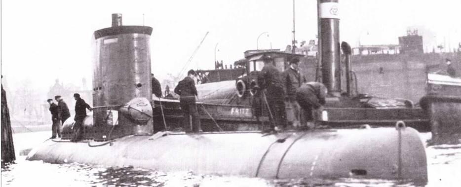 Заводские испытания подлодки U 2321 в начале июня 1944 года Они проводились - фото 1