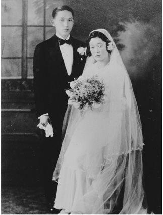 Mom Setsu Nakamura and Dad Carr Suzuki on their wedding day March 21 1934 - фото 2