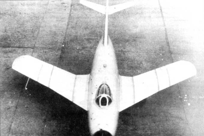 Самолет СИ2 И330 получил новое крыло с тремя вертикальными перегородками на - фото 12