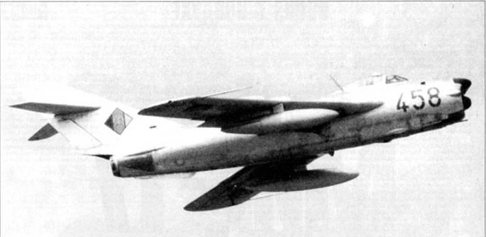 Для своего времени истребитель МиГ17 был великолепен маневренный и простой в - фото 2