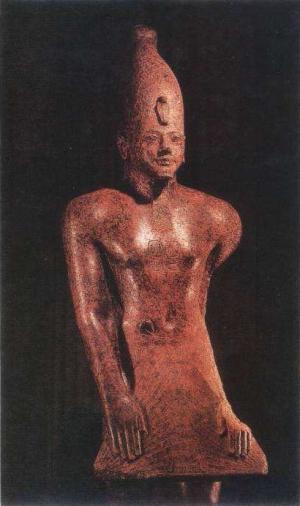 Рис 3Статуя Рамзеса II из Карнака Головной платок клафт доходил сзади до - фото 3