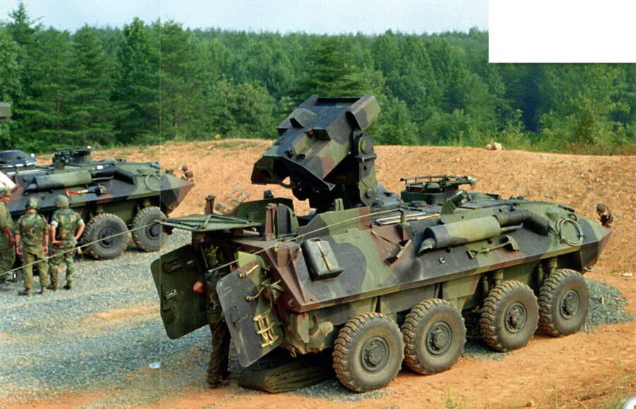Боевая бронированная машина LAVAT корпуса морской пехоты США СОЗДАНИЕ LAV25 - фото 2