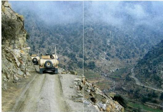 Американский конвой в Восточном Афганистане 2002 год Американские танки во - фото 9