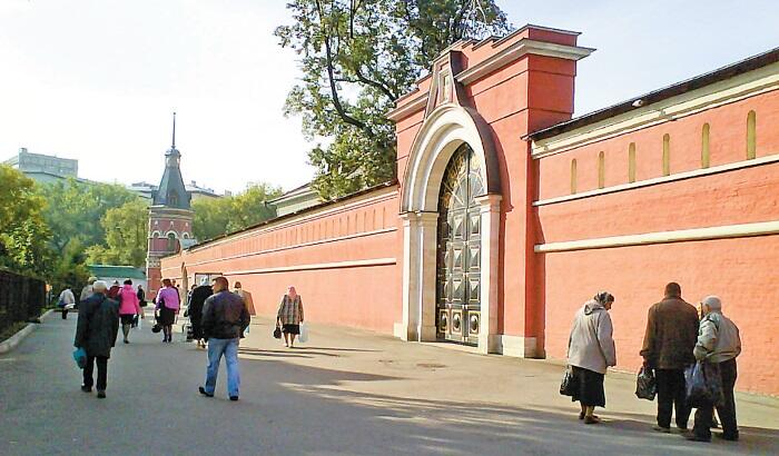 СвятоПокровский женский монастырь Москва В шестнадцать лет Матрона уехала в - фото 6
