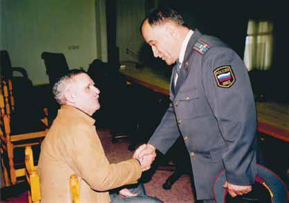 Мурадис Алидибиров слева и Абдулжапар Магомедов - фото 11