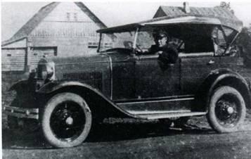 1929 В Ленинграде первыми таксомоторами стали открытые автомобили ФордА - фото 5
