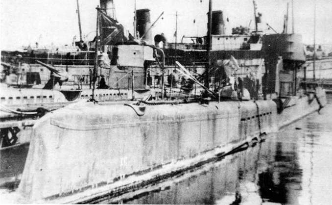 В Бизерте Середина 1920х гг Рисунок положения на грунте подводной лодки - фото 139