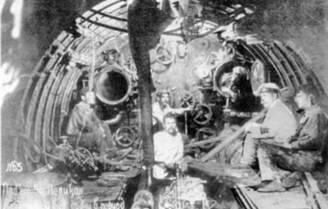 Подводная лодка Пеликан после подъема ЭПРОНом Одесса 12 августа 1924 г - фото 150