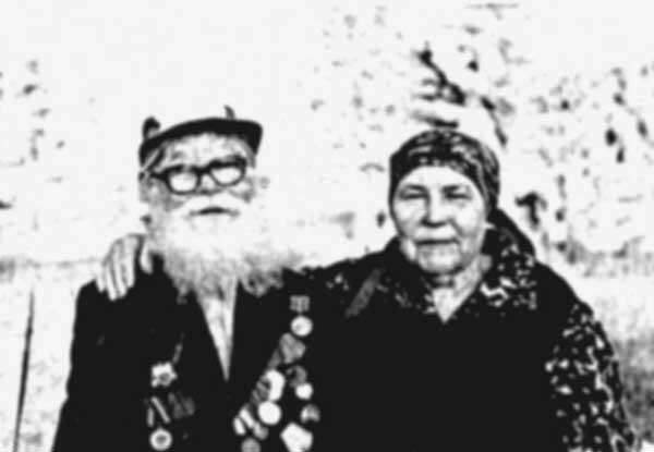 Дочь Дия Андреевича Лызлова Анисья Диевна со своим мужем Поликарпом - фото 2