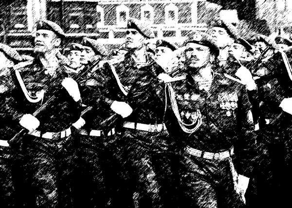 Десантники в парадном строю на Красной площади Наша страна обладает мировым - фото 1