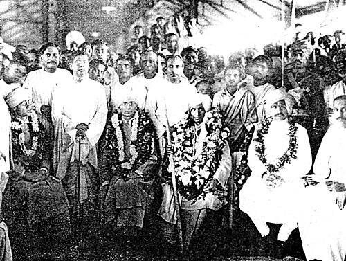 Бон Махарадж возвращается с конференции Converts Бхактисиддханта Сарасвати - фото 17