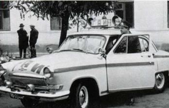 1970 Если в столице стандарт окраски автомобилей ГАИ строго соблюдался то на - фото 12