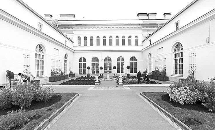 Висячий сад Малого Эрмитажа сегодня Место для приватного отдыха императрицы - фото 19