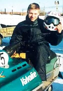 Пилот Павел Губанов В этом спорте всё Трасса снегоходного кросса - фото 2