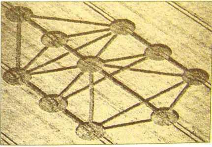 Рис 7 Каббалистический символ сефиротдерево появившийся на поле 9 мая - фото 52