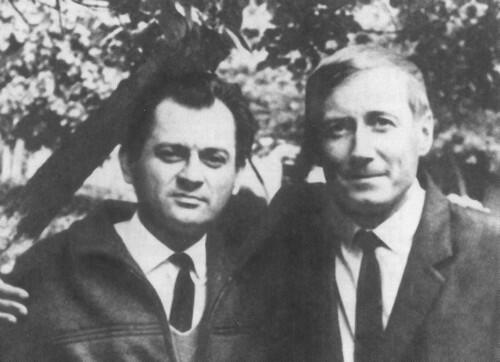 С Владимиром Соколовым во дворе Литературного института 1953 г Дмитрий - фото 23