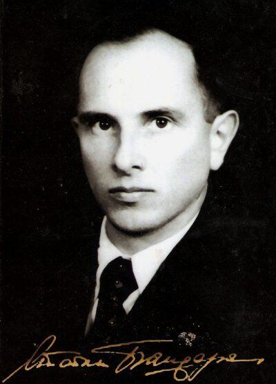 В 1934 году за организацию покушения на министра иностранных дел Польши - фото 1