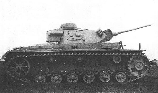 Машины модификации М выпускавшиеся с октября 1942 по февраль 1943 года - фото 21