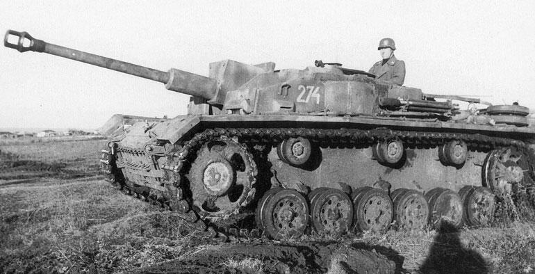 Штурмовое орудие StuG III AusfF из состава моторизованной дивизии Великая - фото 19
