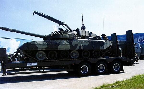 Танк Т80У на полуприцепетяжеловозе ТСП4161 подготовлен к транспортировке - фото 59
