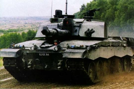 Основной боевой танк Челленджер 2 Опытный танк Челленджер 2 во время - фото 2