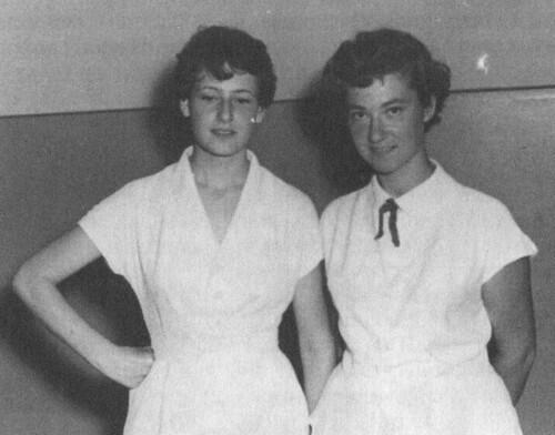 Марина Верховцева и Анна Масс Школьный выпускной вечер 1956 год Марина - фото 38