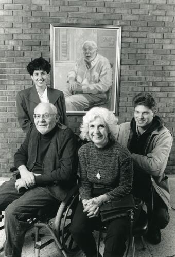 Stanley and Joan Elkin pose with their children in front of an oil painting of - фото 9