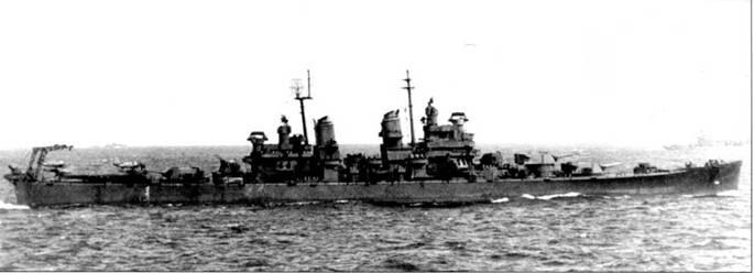 Крейсер Балтимор в Тихом океане 14 апреля 1944 г На заднем плане тяжелые - фото 2