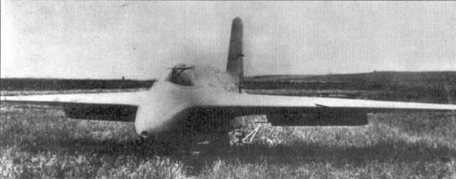 Два снимки Me 163А V4 KSSW Пенемюнде Самолет только что оснащен - фото 13
