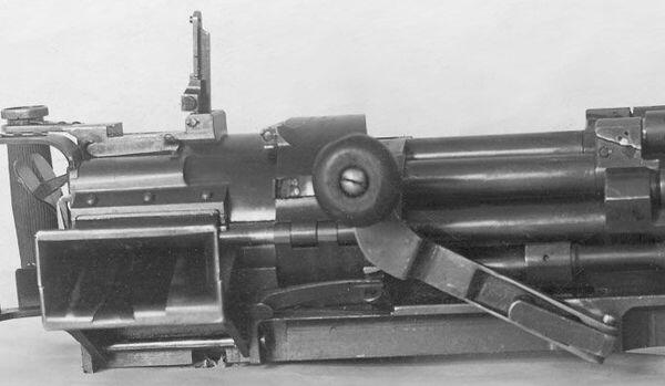 762мм восьмиствольный пулемёт конструкции Слостина вид справа Пулемёт - фото 7