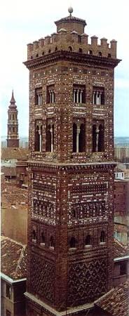 Башня церкви св Марии Магдалены в Сарагосе образец стиля мудехар На - фото 94