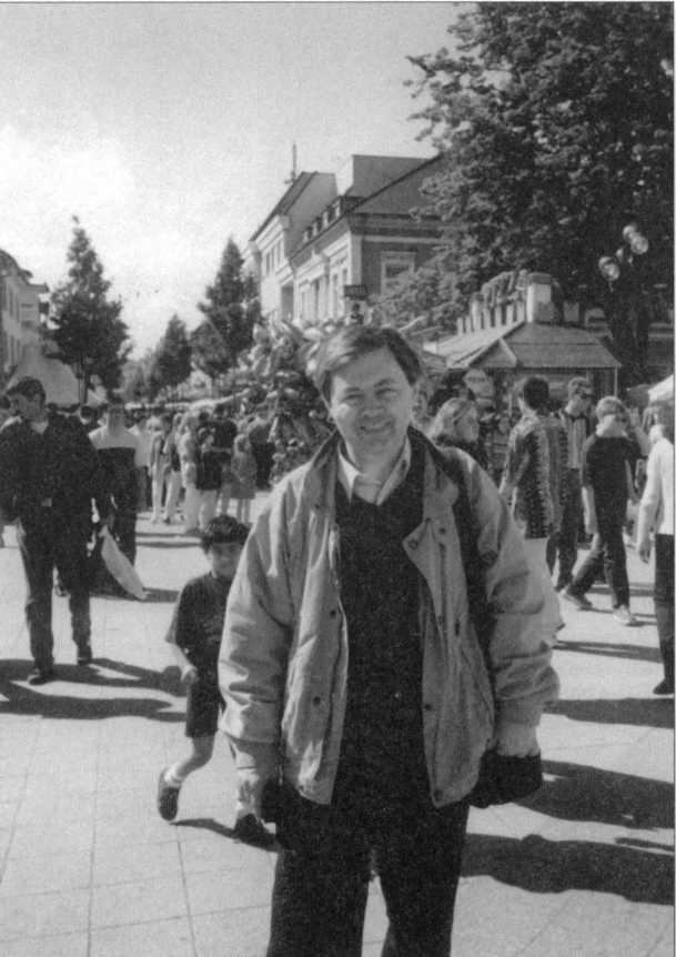 В Германии 1999 г Ленинград Выпускники школыинтерната 45 Спустя 20 лет - фото 9