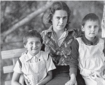 Мемуары матери Сталина 13 женщин Джугашвили - фото 11