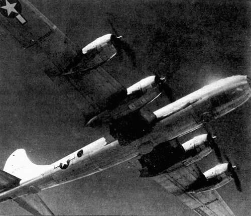 Когда 18 апреля 1942 года шестнадцать американских бомбардировщиков В25 - фото 1