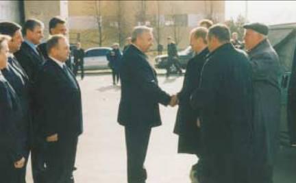 8 ноября 2000 года Президент России ВВ Путин посетил Ростовна Дону - фото 17