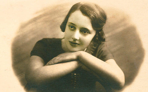Леа Гольдберг родилась в 1911 году в Кенигсберге ныне Калининград Раннее - фото 1