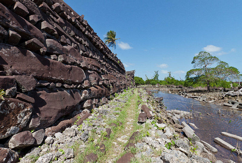 Развалины Нанматала НанМадола на острове Понапе Ныне во время прилива - фото 5