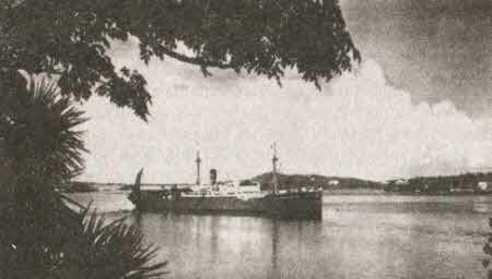 Корабль Черная скала до того как он был переделан в Швабию После того как - фото 5