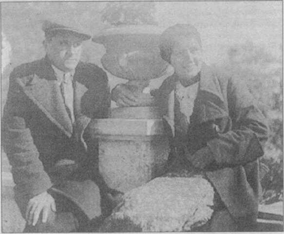 Инженермеханик Елисей Синицын с женой Зоей 1936 год Через месяц я получил - фото 2